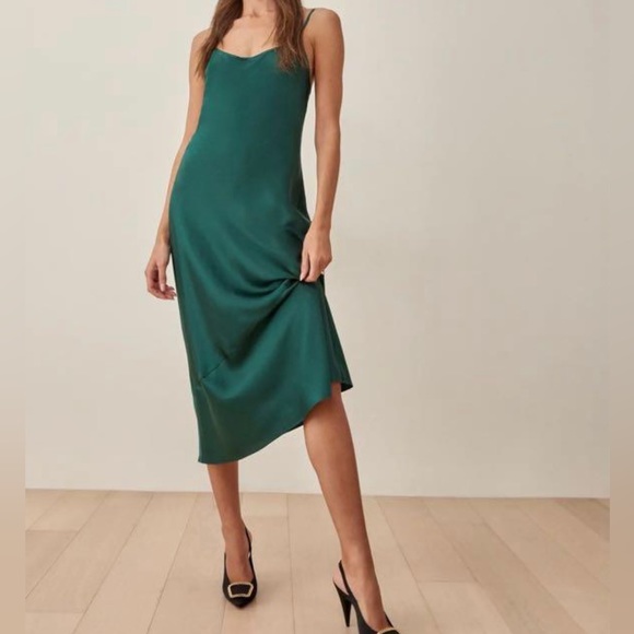Reformation Dresses & Skirts - Reformation green dress size M.